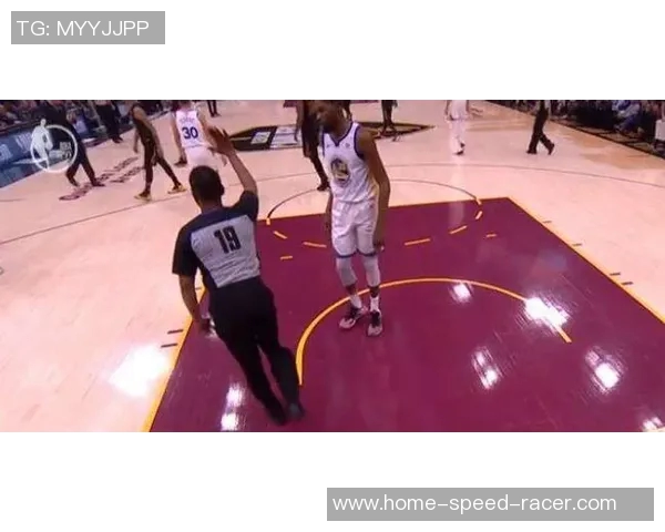 骑士与勇士总决赛第四场激战回顾谁将夺得最终胜利荣耀之巅